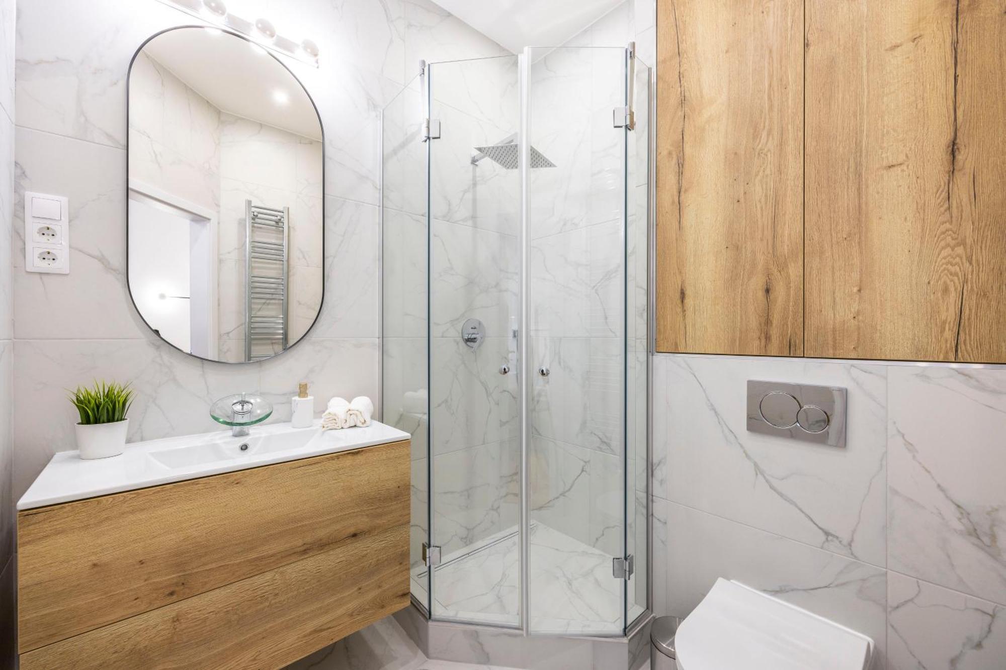 Luxurious Central 4Bedrm 3Bathrm Residence W/ Balcony Boedapest Buitenkant foto