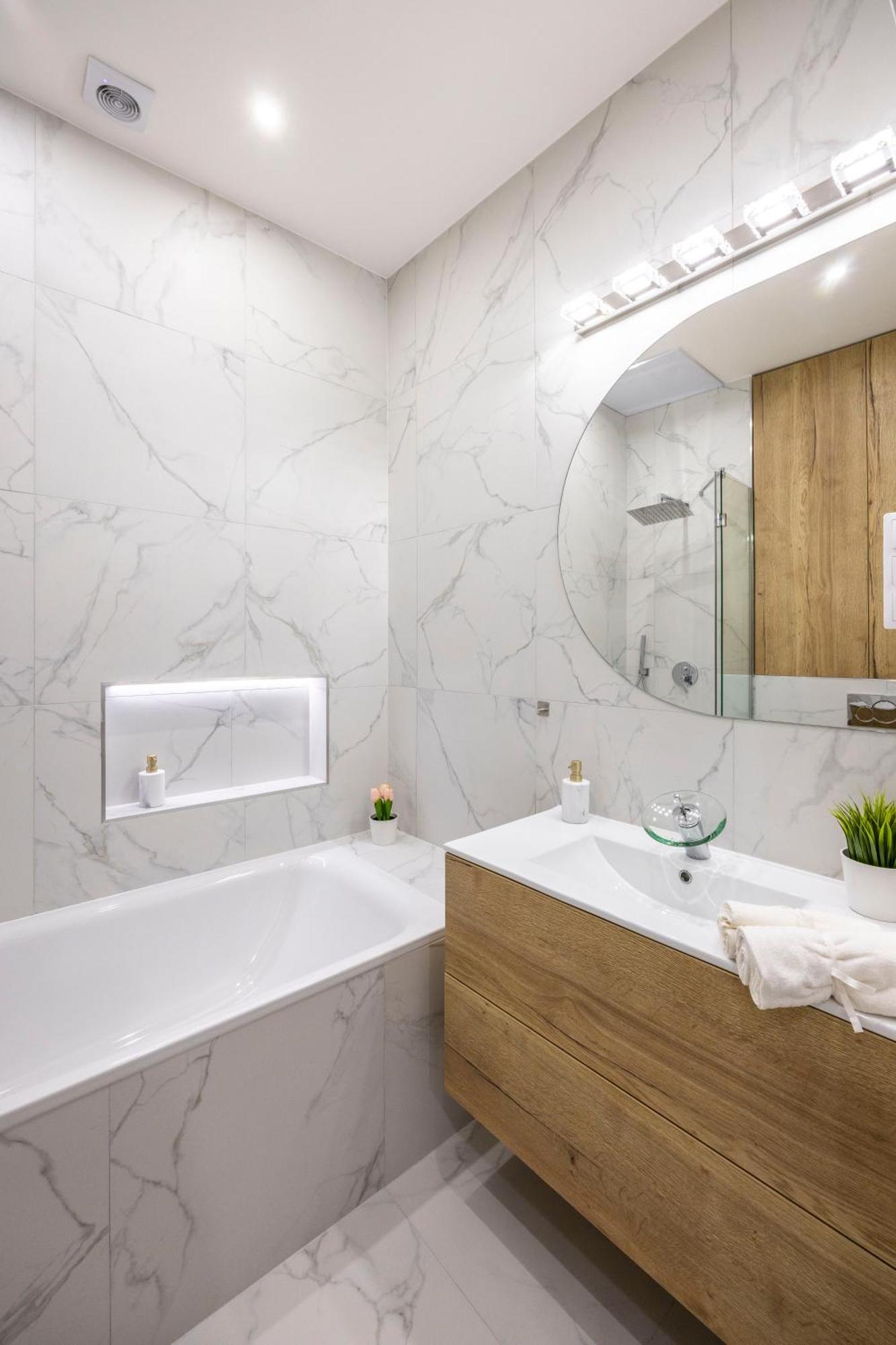 Luxurious Central 4Bedrm 3Bathrm Residence W/ Balcony Boedapest Buitenkant foto